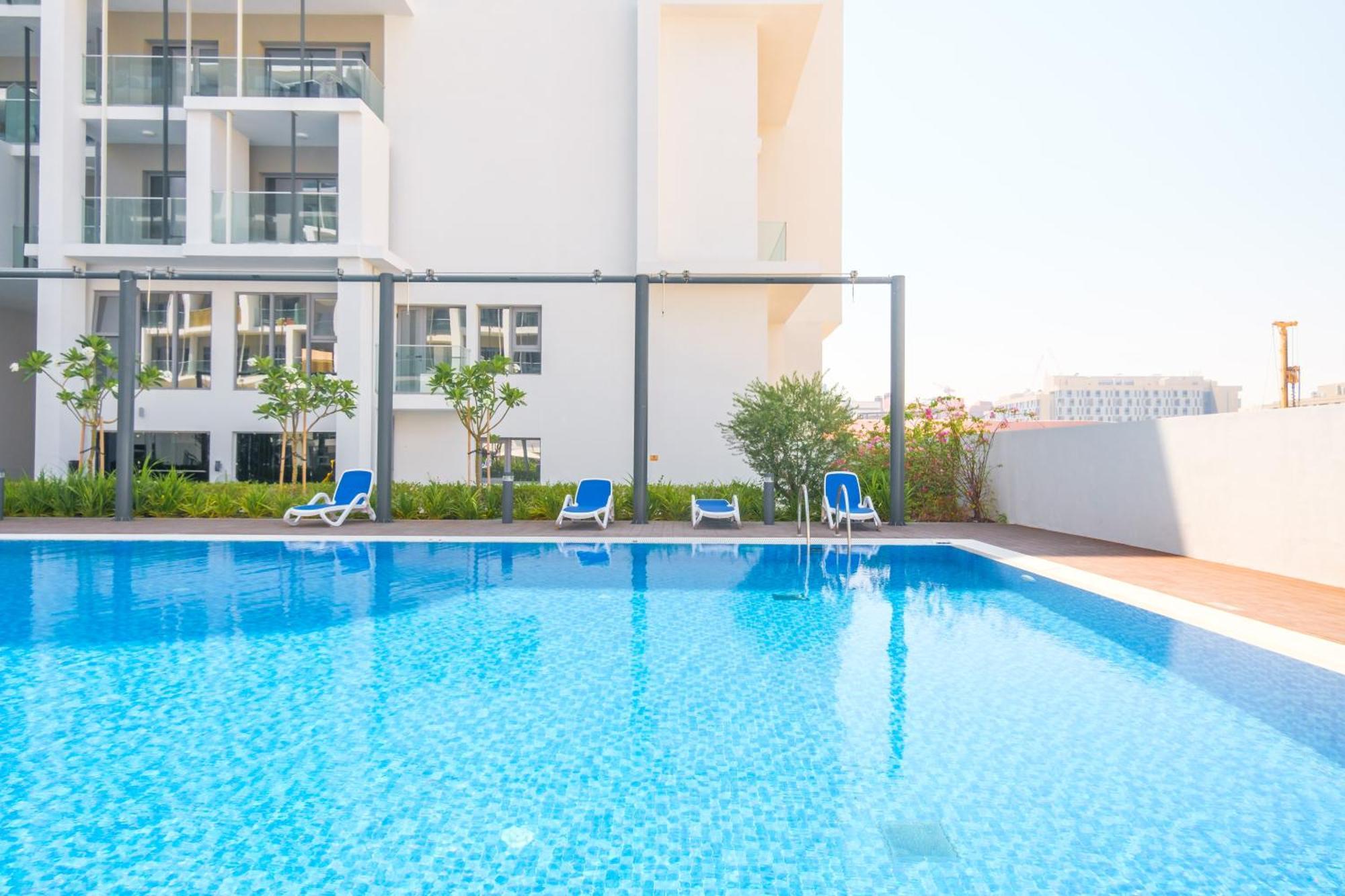 Poolside Charm Daire Abu Dabi Dış mekan fotoğraf